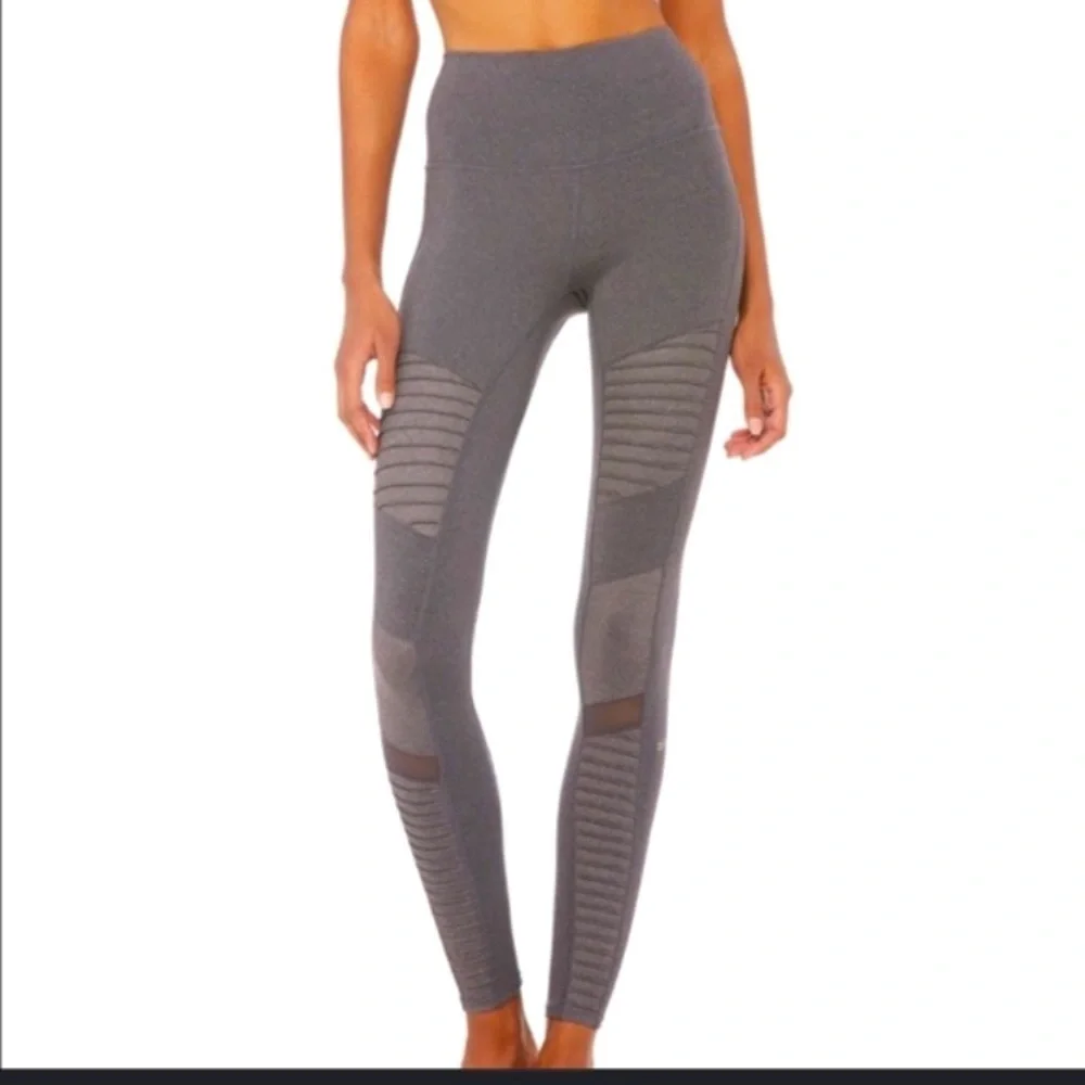 Alo Yoga High Waist Moto Leggings XS 115$ grey active fall workout logo casual